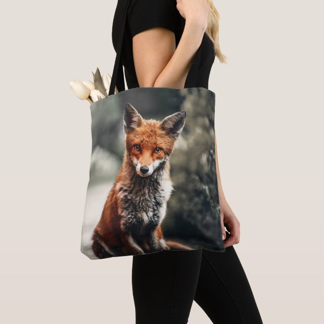 Tote Bag Curieux Big Red et White Fox assis dans la nature (De près)