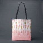 Tote Bag Demoiselle d'honneur Rose Poudré & Plumes Bohème e<br><div class="desc">Sac fourre-tout bohème personnalisable avec des plumes aquarelles rose poudré et des accents en faux foil or. Personnalisez en ajoutant des noms et d'autres détails. Ce sac fourre-tout à plumes bohème sera parfait comme cadeau personnalisé.</div>