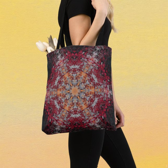 Tote Bag Digital Mandala rouge blanc orange et noir (Red White Orange and Black Digital Paint Mandala Tote Bag By Wormhole Orbital)