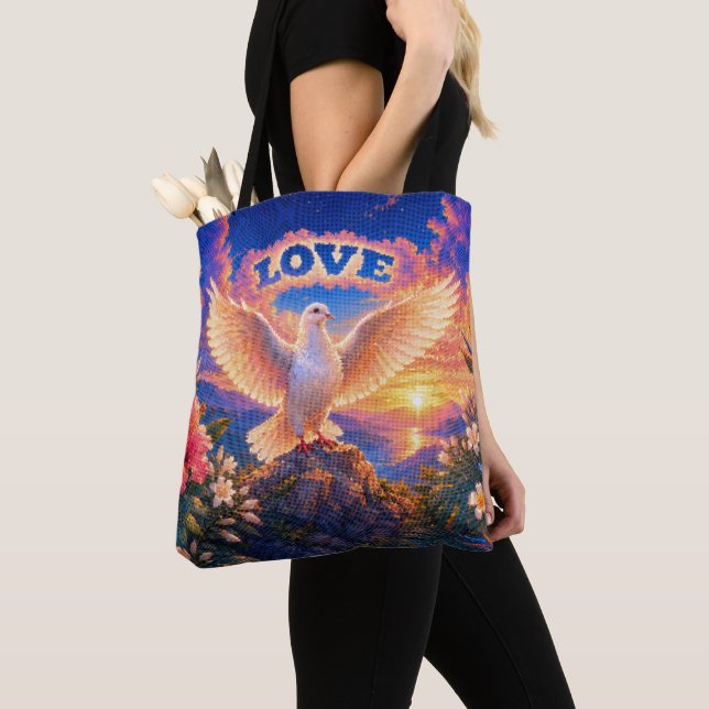 Tote Bag Dove | Love Above All (De près)