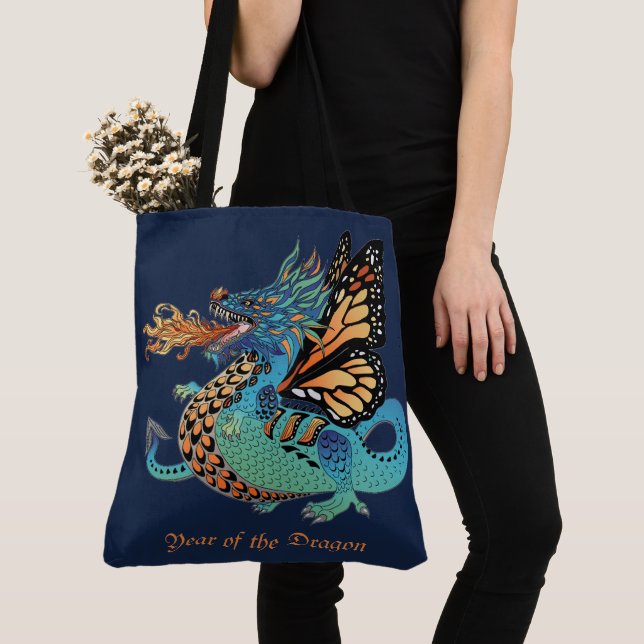 Tote Bag Dragon monarque de la respiration du feu (De près)