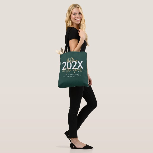 Tote Bag écriture moderne verte et or design graduation (Sur le modèle)