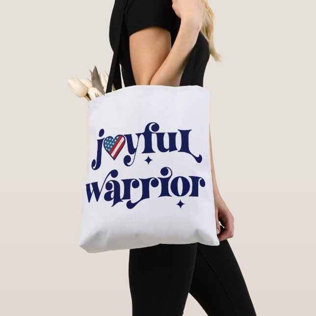 Tote Bag Élection Joyful Warrior Feminist USA Heart Flag (De près)