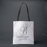 Tote Bag Élégant Marbre blanc de Bridesmaitres personnalisé<br><div class="desc">Marbre blanc élégant Cadeaux de demoiselles d'honneur personnalisées avec monogramme personnalisé en style de police calligraphie élégant avec nom et titre de demoiselle d'honneur en style de police serif classique sur arrière - plan de marbre blanc. Aussi parfait pour Maid of Honor, Flower Girl, Mother of the Bride et plus....</div>