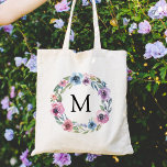 Tote Bag Élégant Monogra de couronne de fleurs rose et viol<br><div class="desc">Améliorez votre jeu fourre-tout grâce à nos sacs fourre-tout personnalisés et élégants de Midnight Blooms. Le sac fourre-tout élégant est doté de votre monogramme personnalisé ou initial entouré d'une couronne de roses aquarelles dans les tons violet, mauve et bleu avec des feuilles verts luxuriants. Les sacs fourre-tout de couronne fleurie...</div>