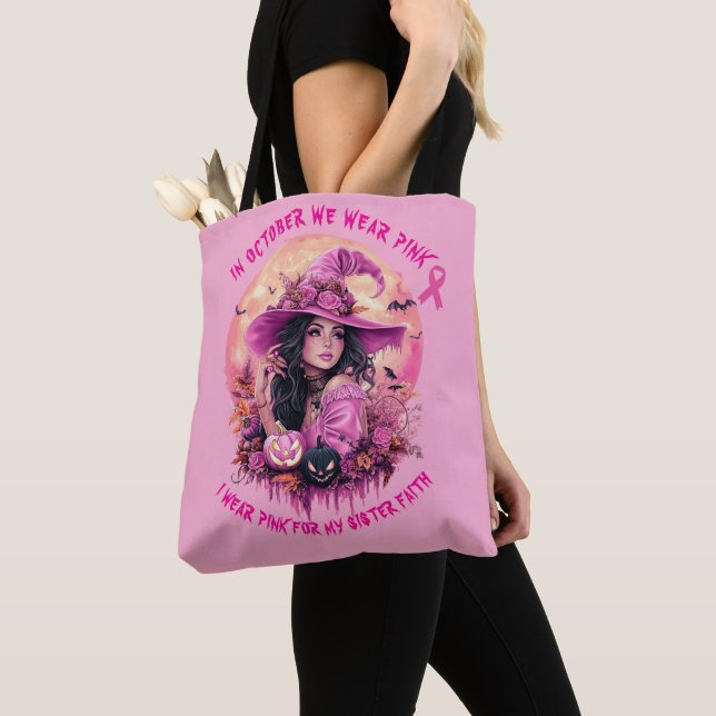 Tote Bag En Octobre Nous Portons Une Sorcière D'Halloween R (De près)