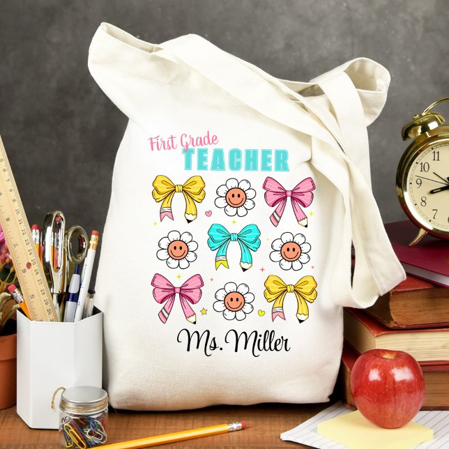 Tote Bag Enseignant École Cute Bow Pencil Nom du sourire (Teacher School Cute Bow Pencil Smile Name Tote Bag)