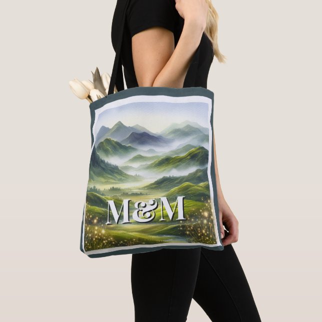Tote Bag Esthétique des Highlands d'Écosse, monogramme mode (De près)