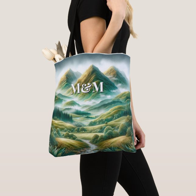 Tote Bag Esthétique des Highlands d'Écosse, monogramme mode (De près)