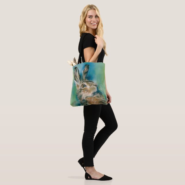 Tote Bag Exubérance de lièvre sauvage Art pastel (Sur le modèle)