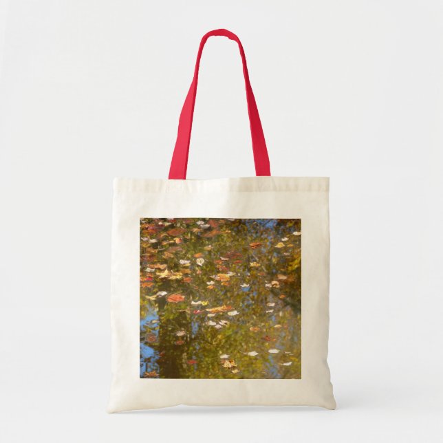 Tote Bag Feuilles d'automne et réflexion sur le cours d'eau (Devant)