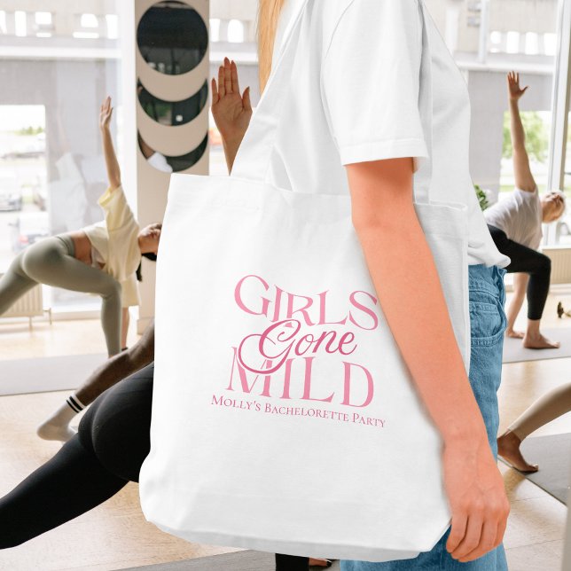 Tote Bag Filles devenues douces - Bachelorette sur mesure (Girls Gone Mild tote bag with modern font – perfect for bridesmaid proposals or bridal celebrations!)