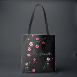 Tote Bag Fleur cerise personnalisée Noir<br><div class="desc">Un cadeau merveilleux pour vos filles,  que ce soit pour les demoiselles d'honneur,  vos meilleurs amis (les manches) ou une réunion de classe. Personnalisez chacun avec son nom. Belles fleurs de cerisiers aquarelles et des couleurs différentes de chaque côté.</div>