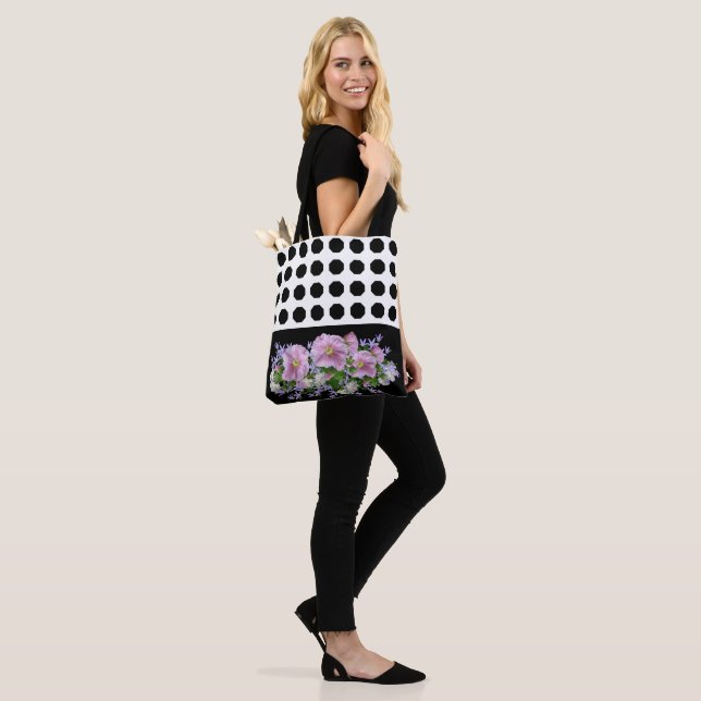 Tote Bag Fleur noire (Sur le modèle)