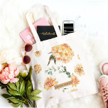 Tote Bag Fleurs modernes Jaune & Kraft Cadeau personnalisé<br><div class="desc">Cette belle aquarelle moderne fleurie design avec des fleurs jaunes lumineuses et joyeuses disposées dans un joli bouquet. L'oeuvre est réalisée à l'aide du support délicat et translucide de l'aquarelle, qui donne aux fleurs une qualité douce et rêveuse. Le design peut être personnalisé avec un nom de votre choix, ce...</div>