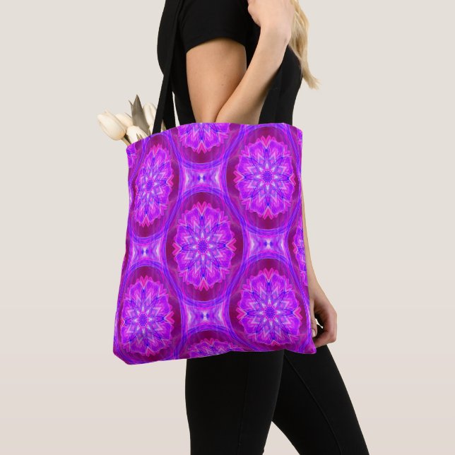 Tote Bag Floating en rose.... (De près)