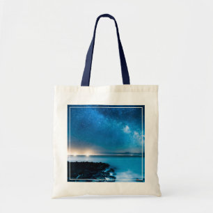 Tote Bag Galaxie de manière laiteuse au-dessus des bateaux