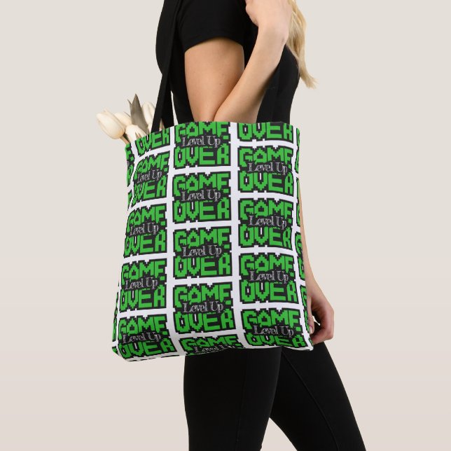 Tote Bag Game Over, Level Up : Aventure rétro en pixels dan (De près)