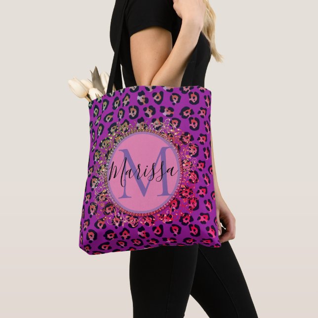Tote Bag Glam Leopard rose et violet Monogramme personnalis (De près)