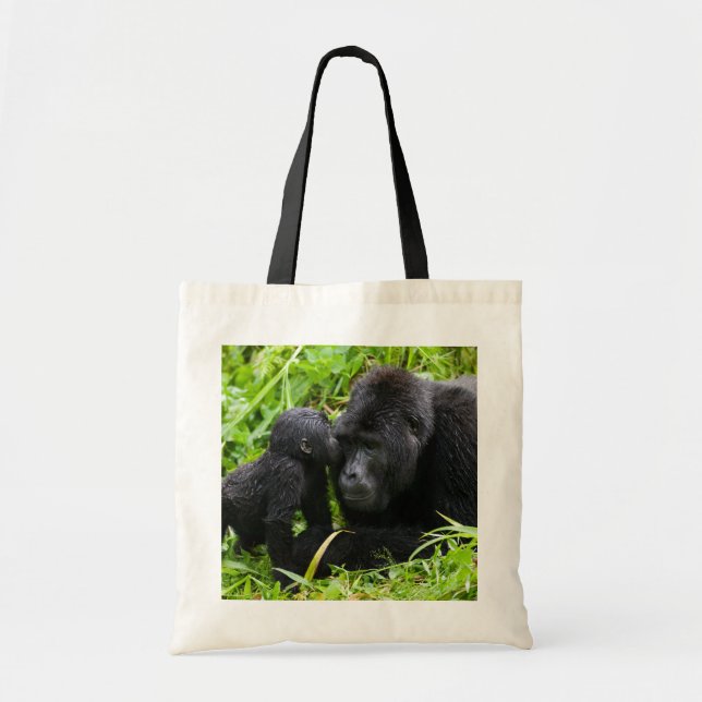 Tote Bag Gorille des montagnes bébé embrasse un gorille dos (Devant)