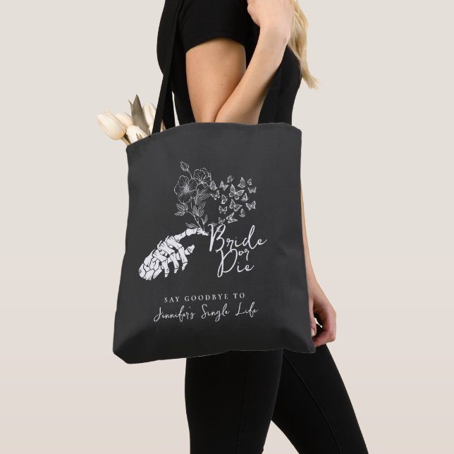 Tote Bag Gothic Bachelorette Party Bride or Die Floral (De près)