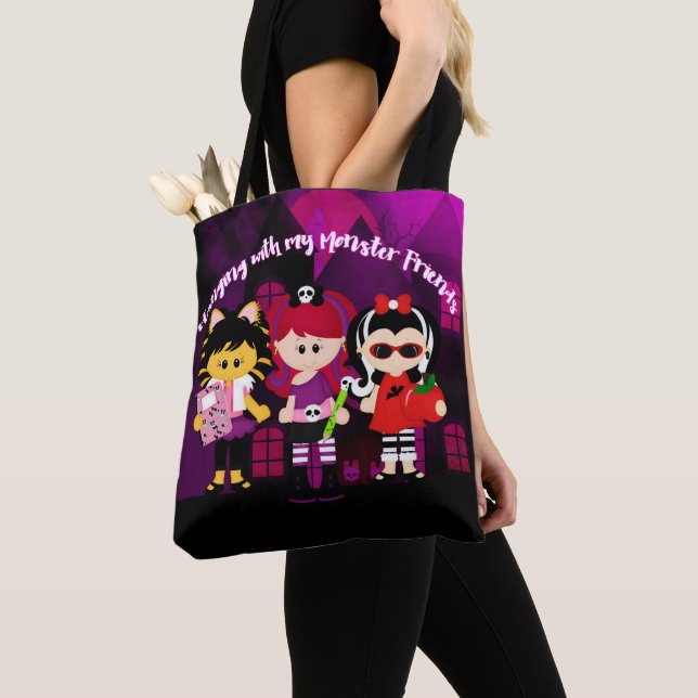 Tote Bag Halloween avec mes amis monstre (De près)