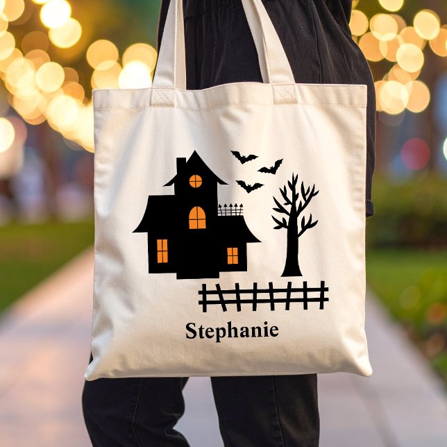 Tote Bag Halloween Maison Noire Hantée Silhouette Et Nom (Disclaimer: This image is a digital mockup.)