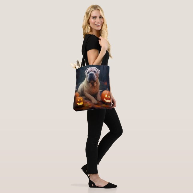 Tote Bag Halloween Shar Pei Avec La Peur Citrouille (Sur le modèle)