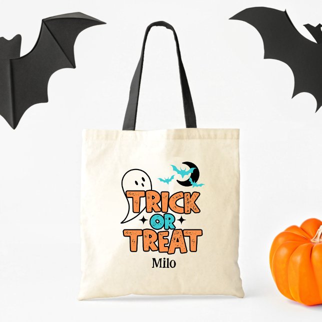 Tote Bag Halloween Tricoter ou traiter Ghost Fourre-tout Ki (Tote bag says: Trick or Treat with ghost, moon and ghosts. Orange, blue and black colors.)