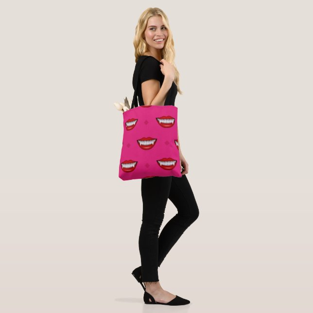 Tote Bag Halloween Vampire rose éffrayant (Sur le modèle)