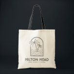 Tote Bag Hilton Head Mariage Week-end Destination Wedding<br><div class="desc">Bienvenue à vos invités mariages Hilton Head South Carolina avec ces sacs d'accueil de mariage personnalisés ! Laissez-vous séduire par l'esprit ensoleillé de cette fourre-tout classique qui présente un dessin de palmier et de ligne océanique. Customisez-le avec le nom et l'emplacement de votre mariage. Offrez à vos invités un cadeau...</div>