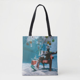 Tote Bag Homme assis sur une chaise sous l'eau avec botte f