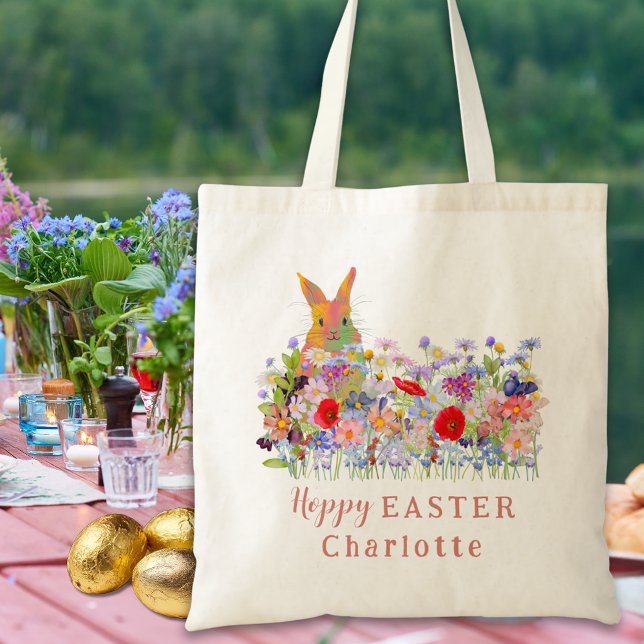 Tote Bag Hoppy Chasse aux oeufs de Pâques Bunny Fleurs sauv (Personalized easter egg hunt cute colorful bunny wildflower floral tote bag)