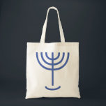Tote Bag Icône Menorah<br><div class="desc">Menorah est fait des lettres : Mem, Nun, Resh, Hey Mem - Chaos Puissant Sang Nun - Continue Hir Son Resh - First Top Beginning Hey - Look Reveal Respiration Exo 25:31 Et tu feras un chandelier d'or pur : de travail battu sera fait le chandelier : son arbre, ses...</div>