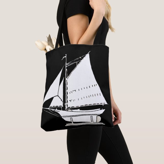 Tote Bag imprimé silhouette de voilier (De près)