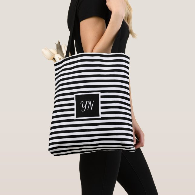 Tote Bag Initiales personnalisées triées en noir et blanc (De près)