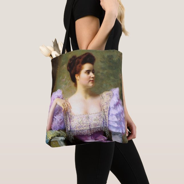 Tote Bag Jeune femme par un bouquet d'hydrangées (De près)