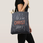 Tote Bag Joyeux CHRISTmas Christian Jesus Dieu Chalkboard<br><div class="desc">Allumez son nom dans les lumières marquises et faites se souvenir pourquoi nous disons 'Joyeux NoëlCHRIST'. Cette conception est proposée en quelques variantes et vous pouvez les vérifier tous pour voir exactement quelle direction vous voulez prendre. Le lettrage professionnel par Ivan Angelic est montré en noir pour les arrière -...</div>
