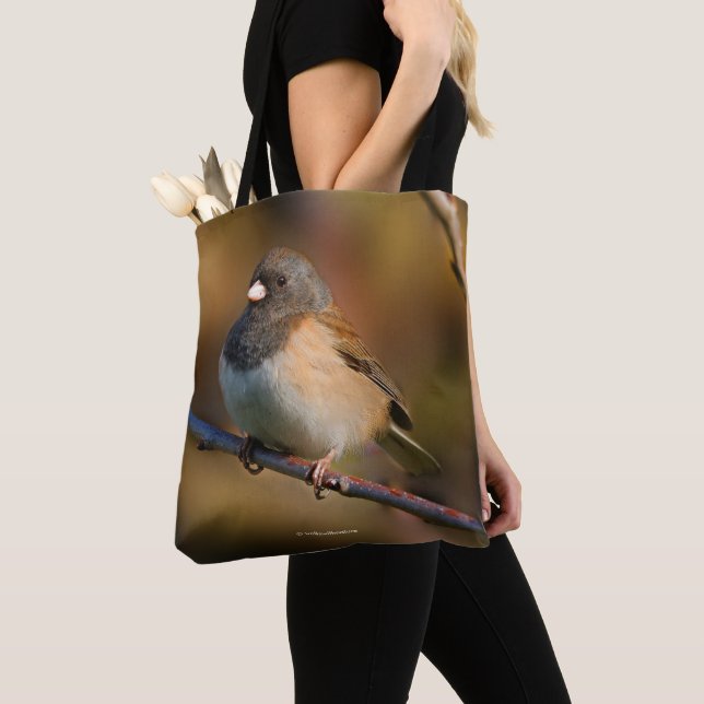 Tote Bag Junco à l'oeil foncé sur un membre (De près)