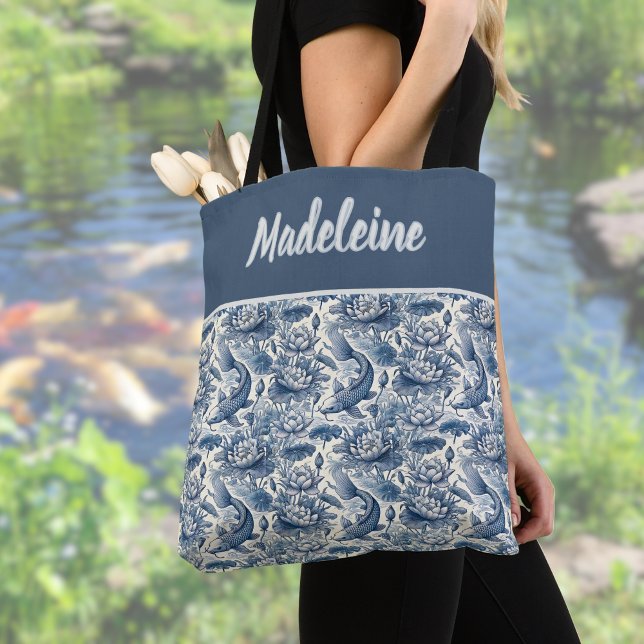 Tote Bag Koi Fish and Water Lily Blue Chinoiserie Monogram (Créateur téléchargé)
