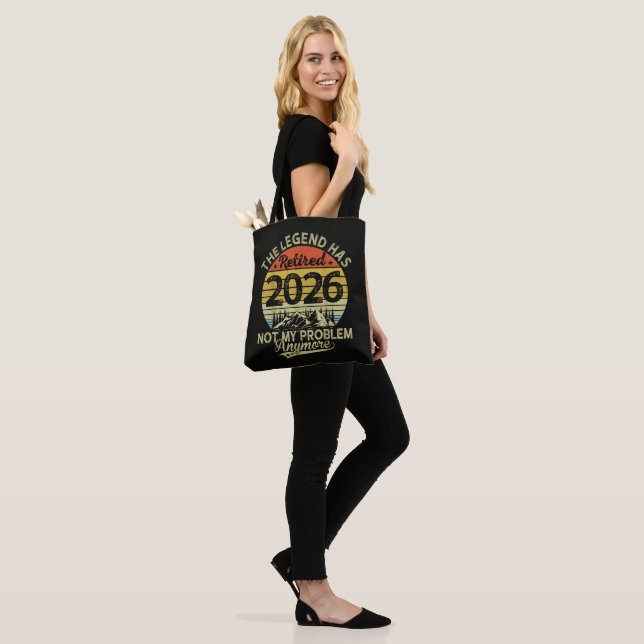 Tote Bag La légende a pris sa retraite 2026 Pas mon problèm (Sur le modèle)