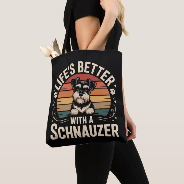 Tote Bag La vie est meilleure avec un Schnauzer (De près)