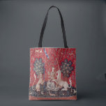 Tote Bag Lady et Unicorne Vue de la Tapisserie Médiévale<br><div class="desc">La dame et les tapisseries de licorne présentent une dame médiévale dans différentes poses, chacune représentant l'un des cinq sens, et une sixième scène avec des mots sur la tente Mon Seul Désir (mon seul désir). Étant parmi les oeuvres médiévales les plus célèbres du monde, ces objets de licorne ajoutent...</div>