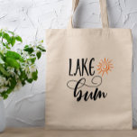 Tote Bag Lake Bum Life Sun été<br><div class="desc">Ce design a été créé par art numérique. Il peut être personnalisé dans l'espace fourni Contactez-moi à colorflowcreations@gmail.com si vous avez besoin d'aide pour le design sur un autre produit, ou si vous avez une demande spéciale. Achetez ma peinture acrylique abstraite originale à vendre à www.etsy.com/shop/colorflowart. Voir d'autres de mes...</div>