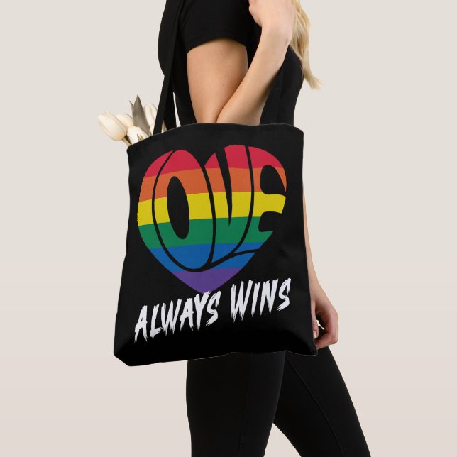 Tote Bag L'amour gagne toujours la fierté LGBTQ (De près)
