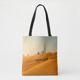 Tote Bag Les déserts Vue Skyline de Dubaï avec chameaux