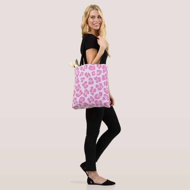 Tote Bag Ligne Leopard Preppy rose (Sur le modèle)