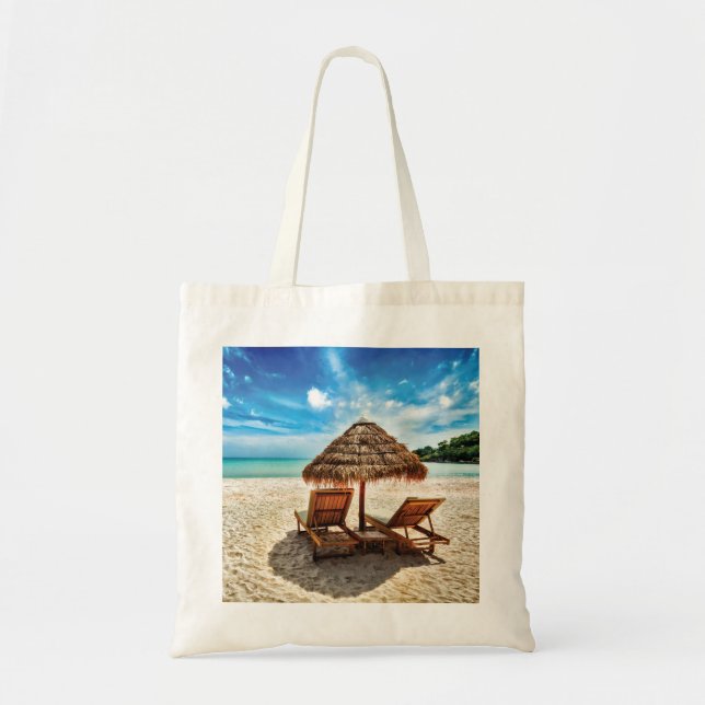 Tote Bag Lounge on beach throw pillow (Devant)