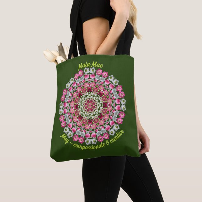 Tote Bag Mai Mois de naissance Fleur Personnalisée Artsy Ca (De près)