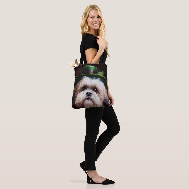 Tote Bag Malti Tzu Chien en Robe de la Saint Patrick (Sur le modèle)